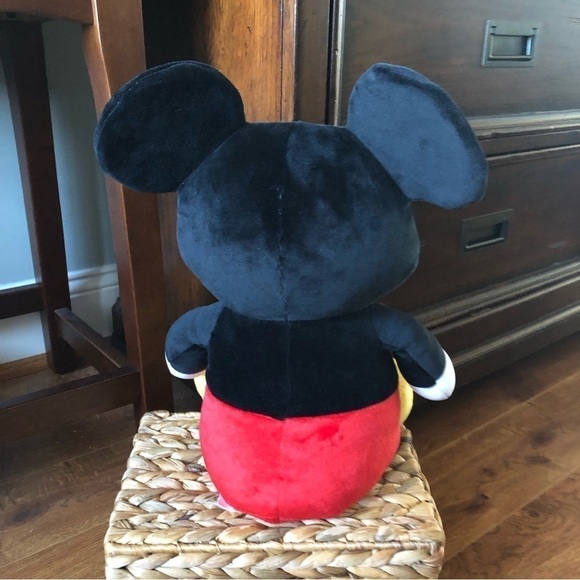 Disney: Mickey Mouse weighted plush figure - Picture 3 of 7